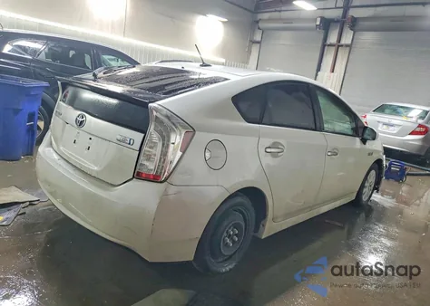 2015 Toyota Prius Plug-In z USA, uszkodzony, nr VIN JTDKN3DP0F3068471